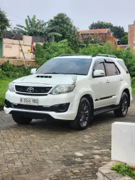 Fortuner VNT TRD AT diesel 2014 siap pakai