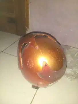 Jual helm kondisi seadanya