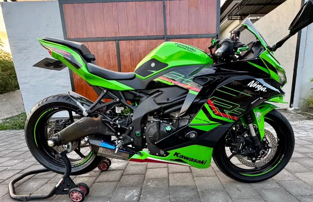 KAWASAKI ZX4RR 2024