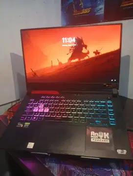 Laptop Gaming Asus ROG G513QE
