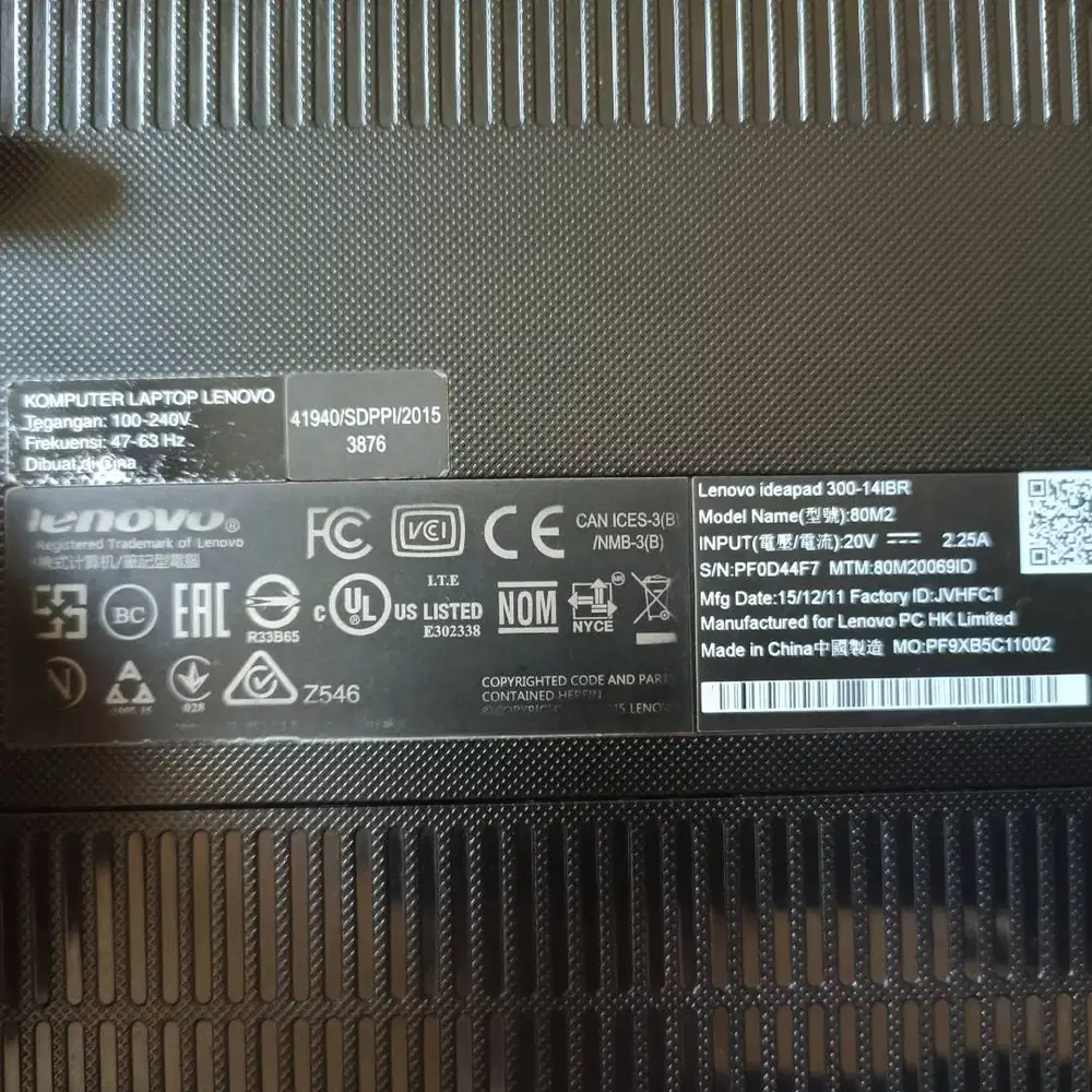 Laptop Lenovo Ideapad 300