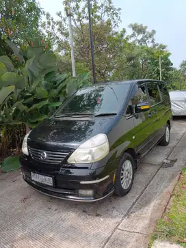 Nissan Serena 2012 Bensin
