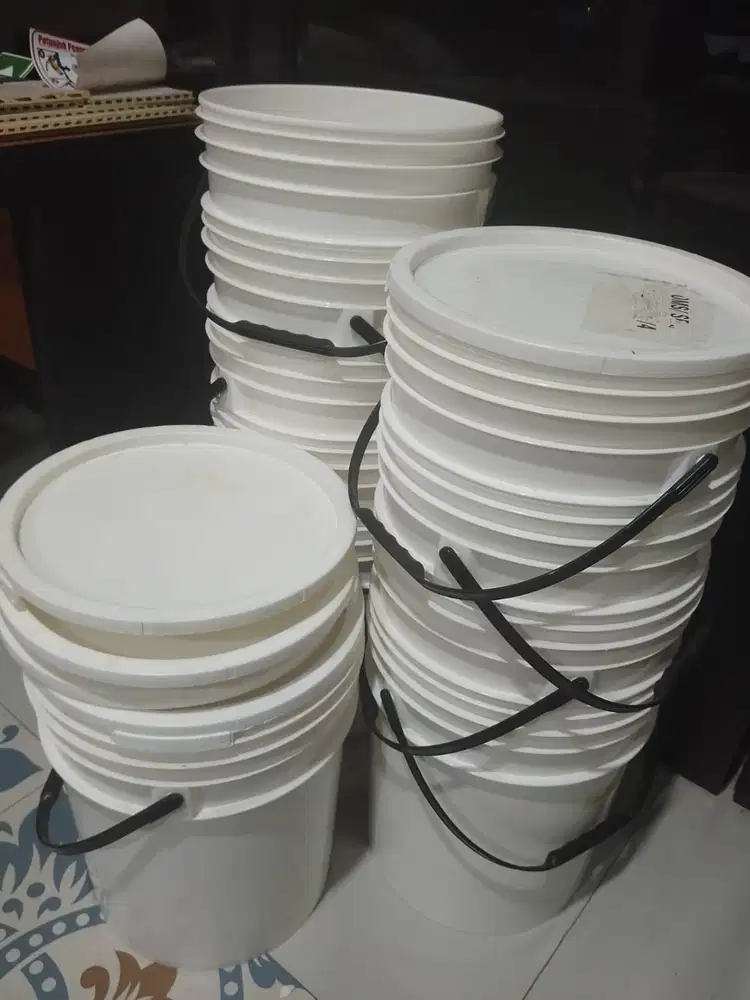 Dijual ember bekas 20 Liter, kondisi dalam bersih&tidak pernah dipakai