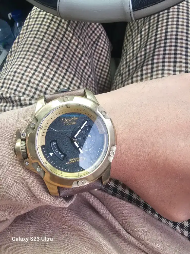 Jam Alexandre Christie