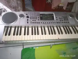 Keyboard piano MEDELI MC 110.normal semua suaranya kenceng mantap.