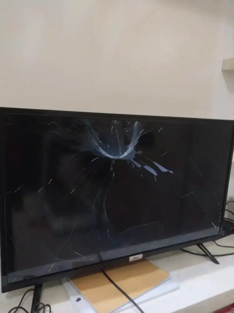 DIJUAL TV ANDROID TCL KONDISI APA ADANYA