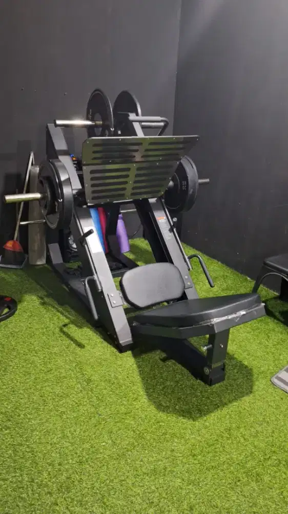 Leg press DHZ angeld linear bearing komersial fitness import