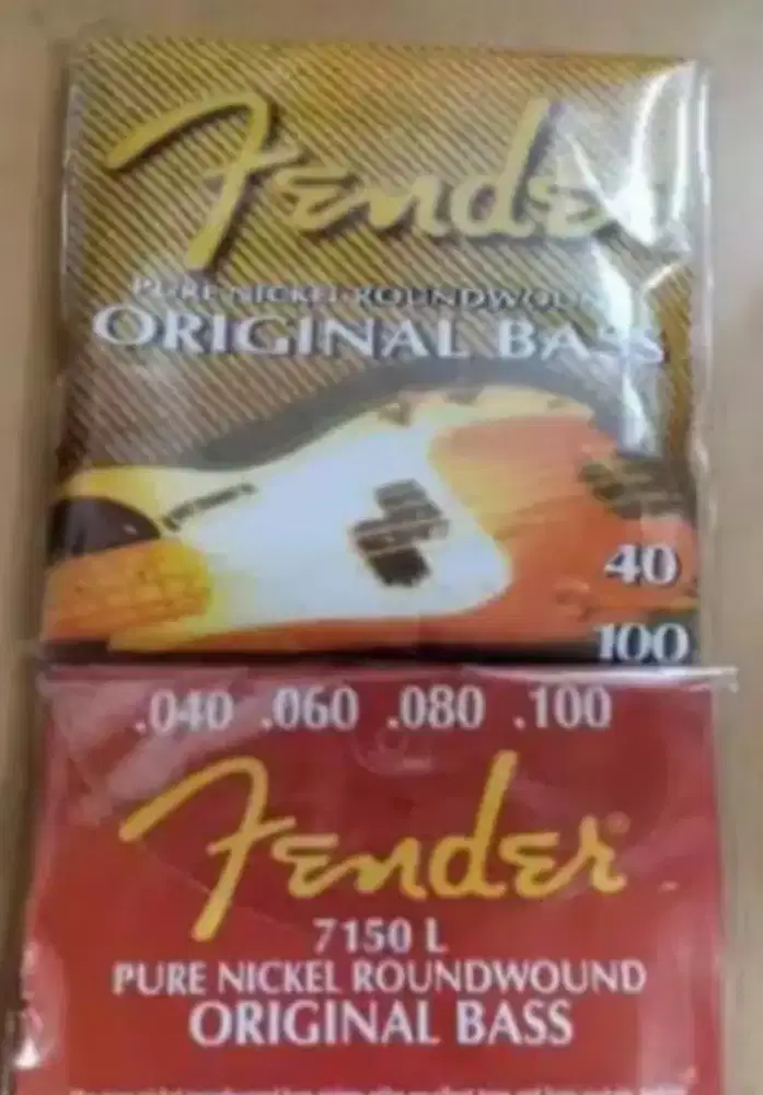 1 SET SENAR BASS MERK FENDER 4 STRING