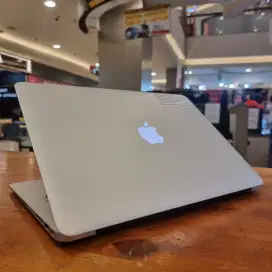 Macbook Air 13 2017 intel Core i5 RAM 8 GB