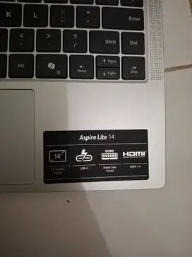 LAPTOP SECOND BARU PAKAI 2 BULAN MEREK ACER ASPIRE LITE