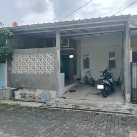 Rumah Strategos 10 menit ke RS SENTOSA Siap Huni Dibantu KPR J-33209