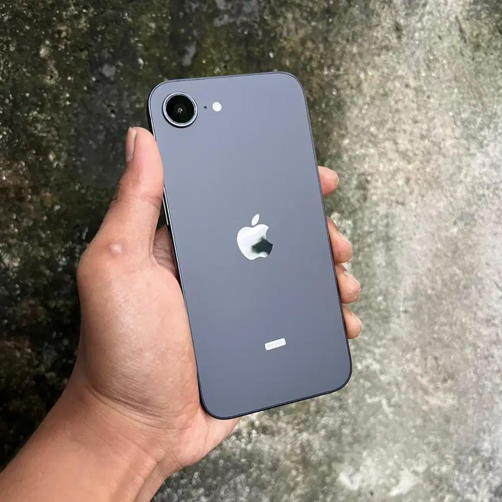 iPhone 16e Black 128GB Resmi