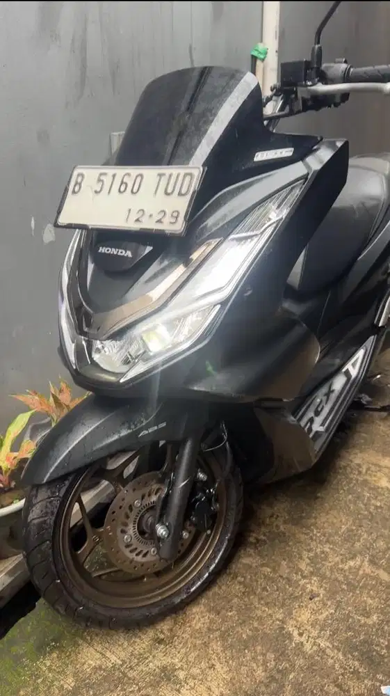 Honda PCX 160 ABS (pemakaian pribadi)