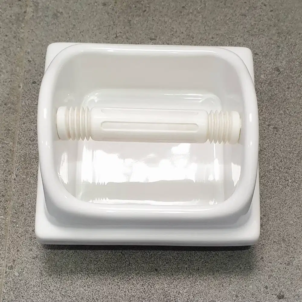 Tempat Tissue Tanam Keramik Putih - Merk TOTO S20V2