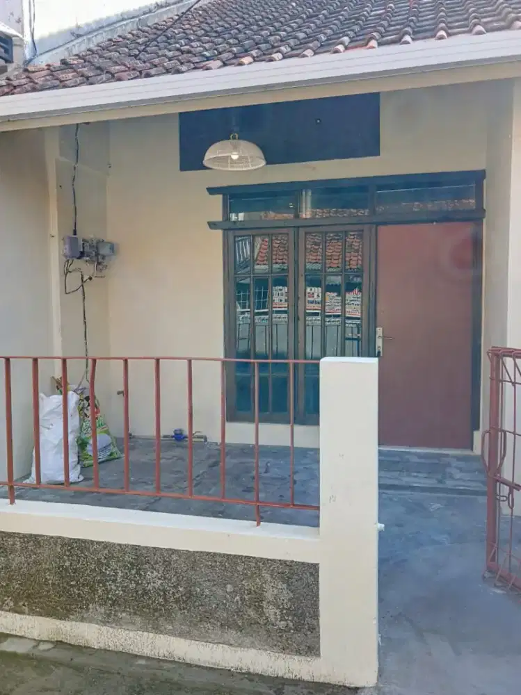 Disewakan rumah nyaman di Antapani Bandung