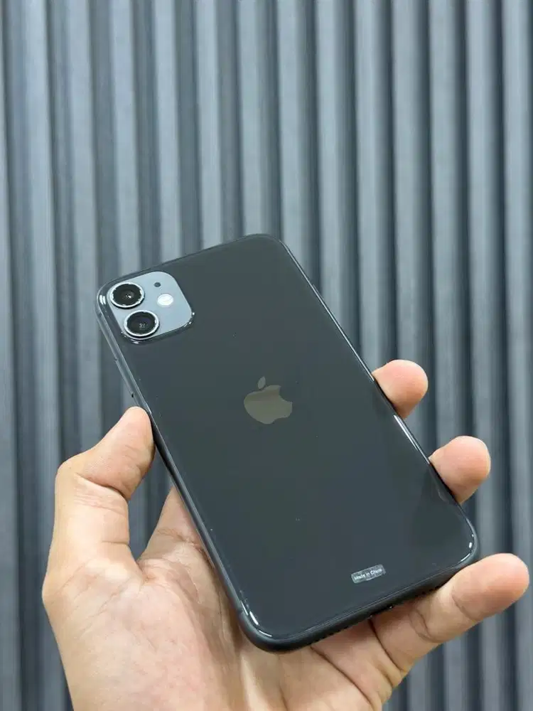 iPhone 11 128Gb iBox