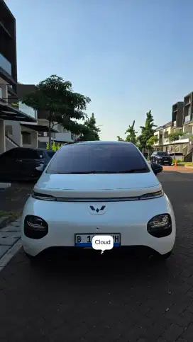 WULING CLOUD EV 2024 PRO, PUTIH, 33000KM TGN PERTAMA