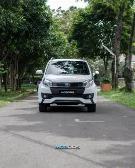 JUAL BUTUH RUSH KONDE TRD 1.5 MATIC 2017