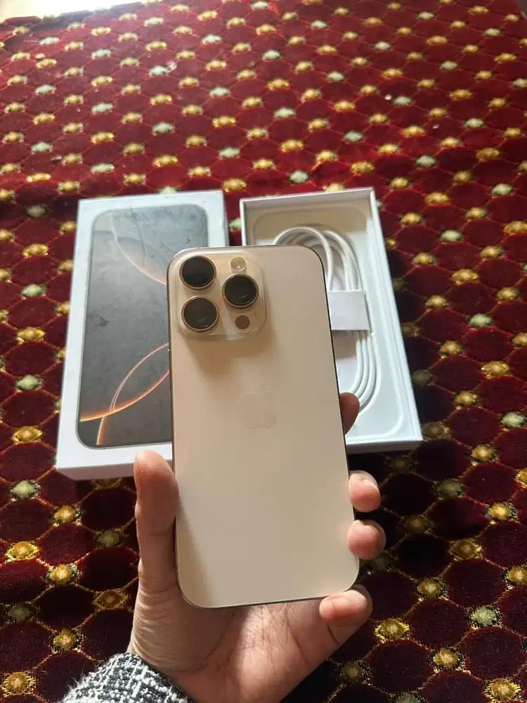 iphone 16 Pro inter