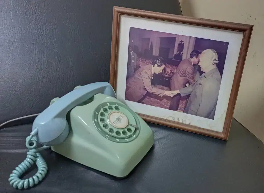 Disewakan telpon rumah jadul (fixed home phone)