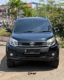 Toyota Rush 1.5 G 2015 AT FaceLift Hitam