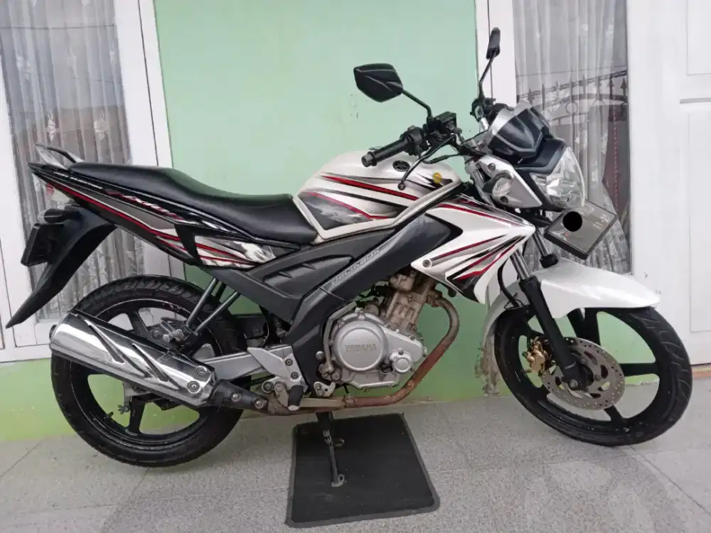Yamaha Vixion OLD 2012 Putih