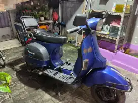 Vespa PX tahun 1979 (MK2)