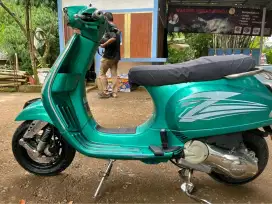 VESPA S 3V 2015