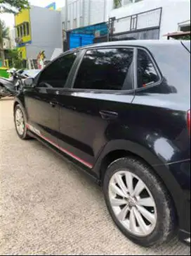 volkswagen polo (2017)