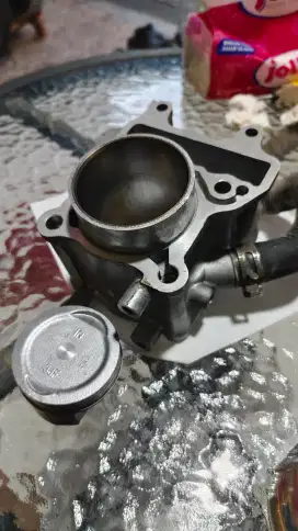 Bahan Bore up Blok buring mesin vario 150 led old