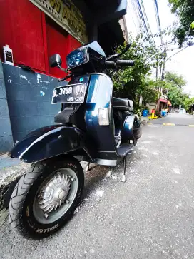 Vespa Excel 150