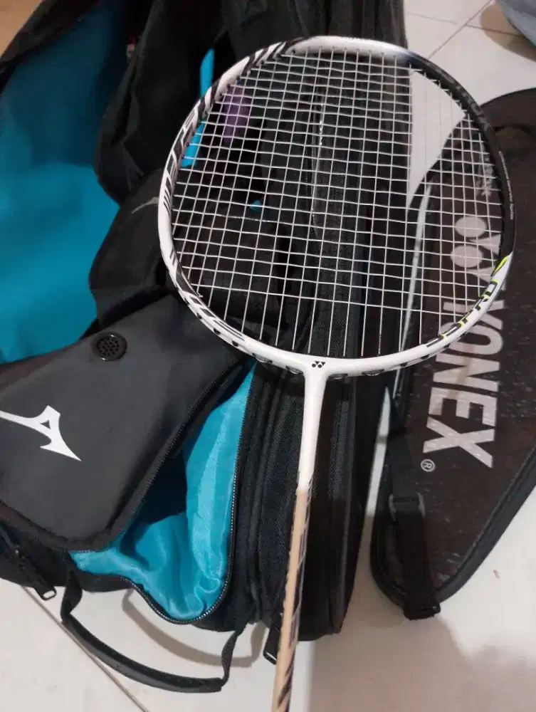 Raket Yonex astrox 99 pro original white tiger