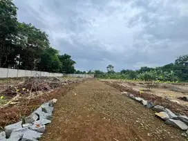 Tanah murah Cisauk, dekat Stasiun Jatake BSD strategis.