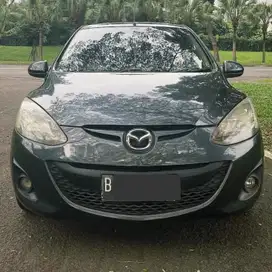 MAZDA 2 R 2011 AT GREY FULL ORIGINAL BAGUS BANGET GA ADA PR SIAP PAKAI
