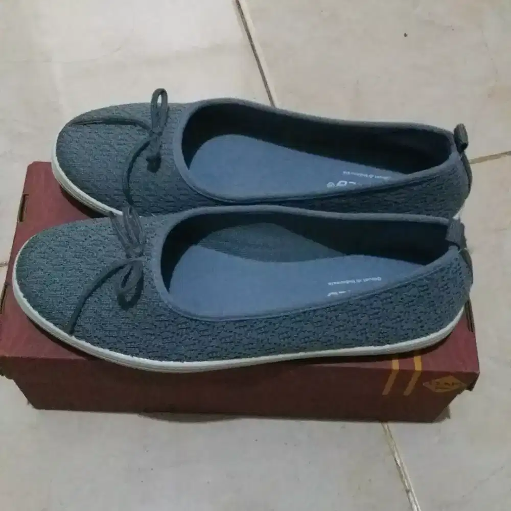 Sepatu Slip On Santica uk. 38