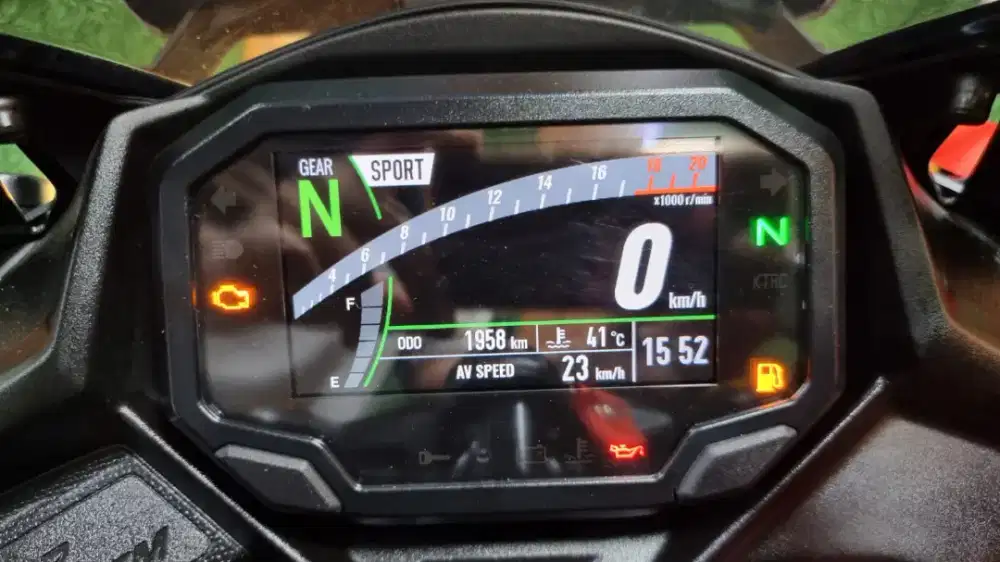 UD ENY MOTOR- KAWASAKI ZX250 TAHUN 2023 MULUSE