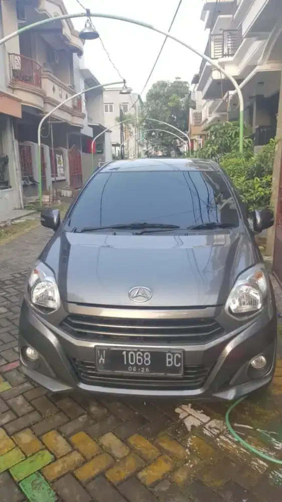 Mobil Daihatsu Ayla Second with Mint Condition