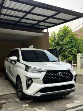 Veloz Q TSS AT km 10rb Antik 2022