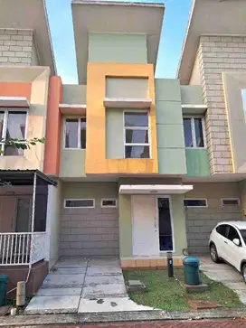 Disewakan Rumah Cluster Arcadia Gading Serpong