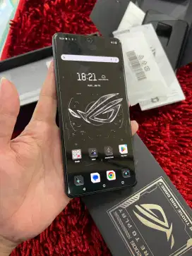 Asus Rog Phone 8 12/256GB 5G Snapsragon 8 Gen 3 Fullset Mulus Resmi