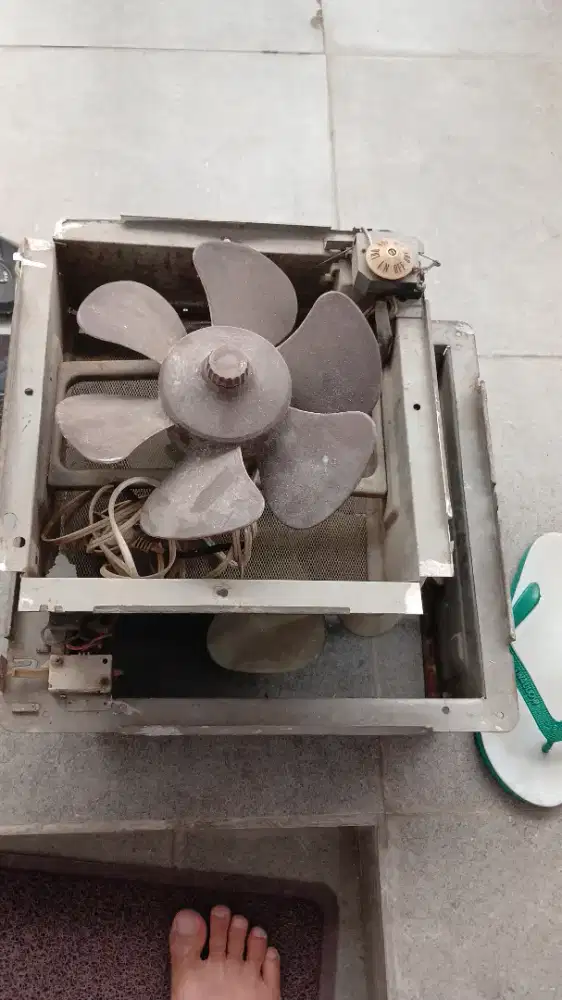 Exhaust fan, kipas angin buang hawa panas