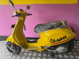 Vespa sprint 150 iget abs tahun 2022 low km