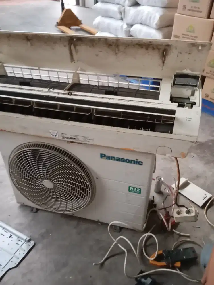 Service ac, bongkar pasang AC, pencucian AC