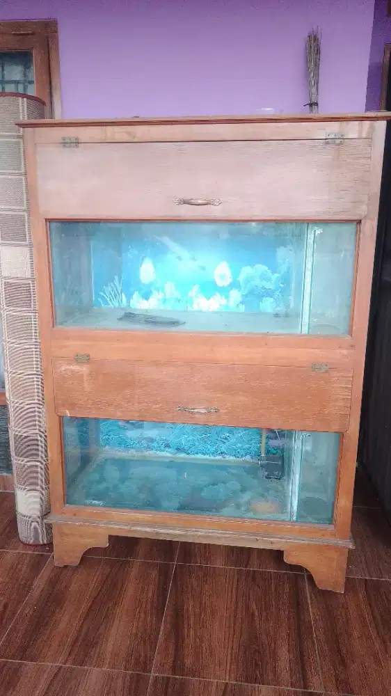 Di jual akuarium tingkat dari kayu jati