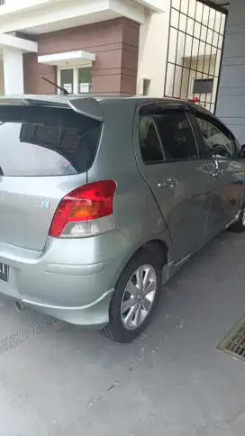 Yaris Matic E 2010 1.5