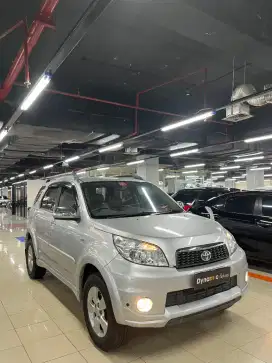 Toyota Rush thn 2010 
Tipe S Automatic
Kilometer 74 Rb Asli