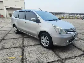 Nissan Grand Livina SV AT/Matic 2013