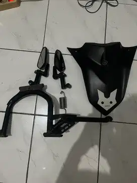 Standar tengan , Dasi , Spion tst