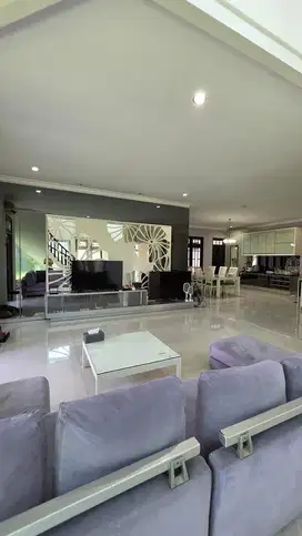 Rumah di Villa bukit indah , butuh cepat laku