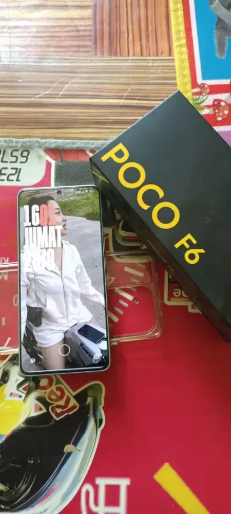 Poco F6 12/512gb 5G mulus. Lengkap